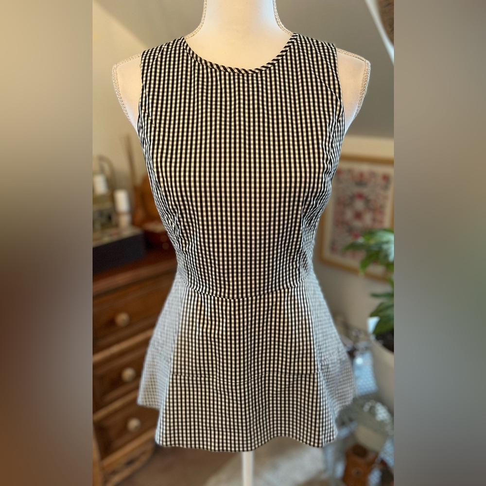 White House Black Market Checkered Sleeveless Blouse
